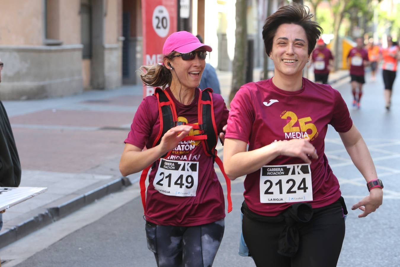 Una fiesta a todo ritmo por las calles de Logroño (I)
