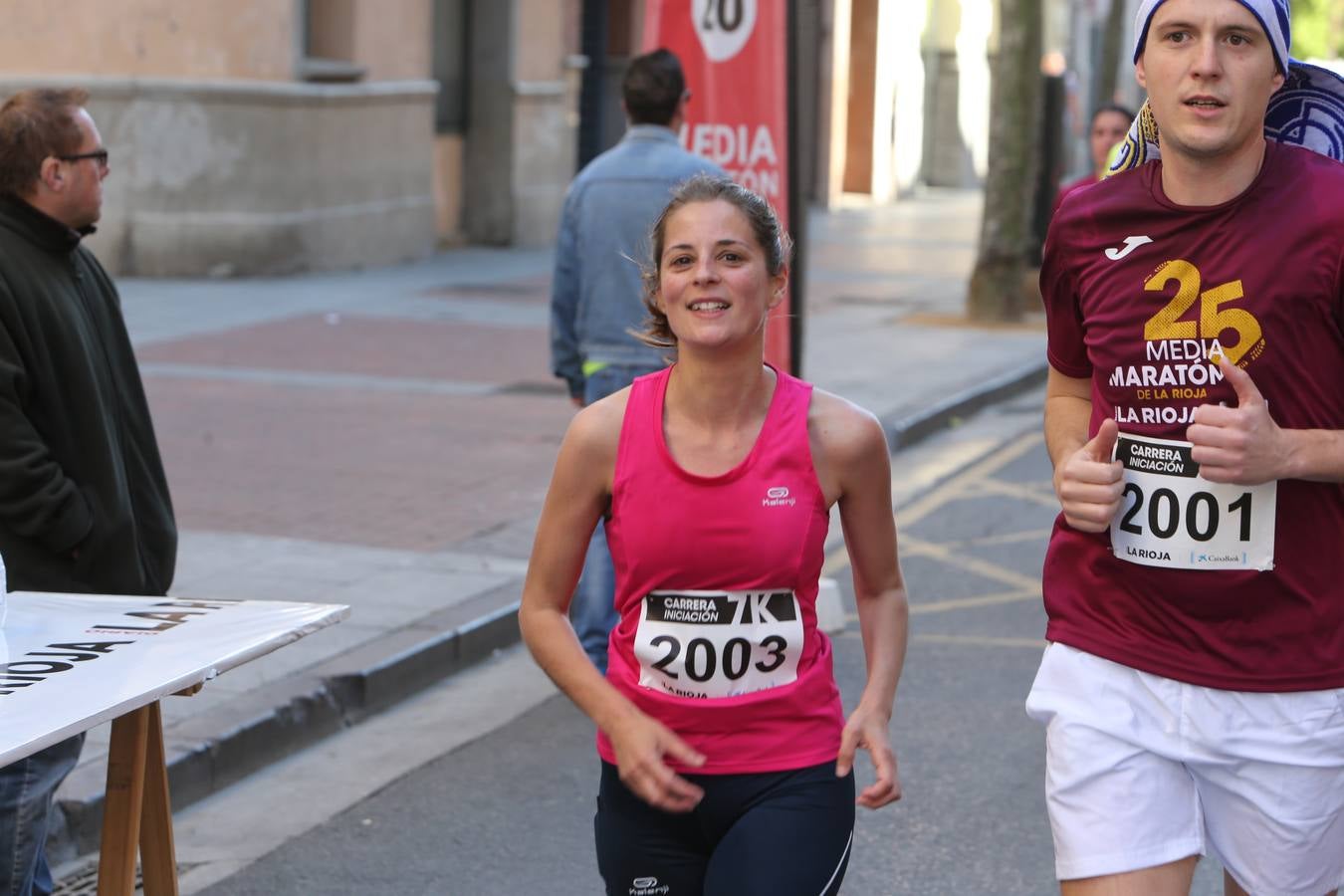 Una fiesta a todo ritmo por las calles de Logroño (I)
