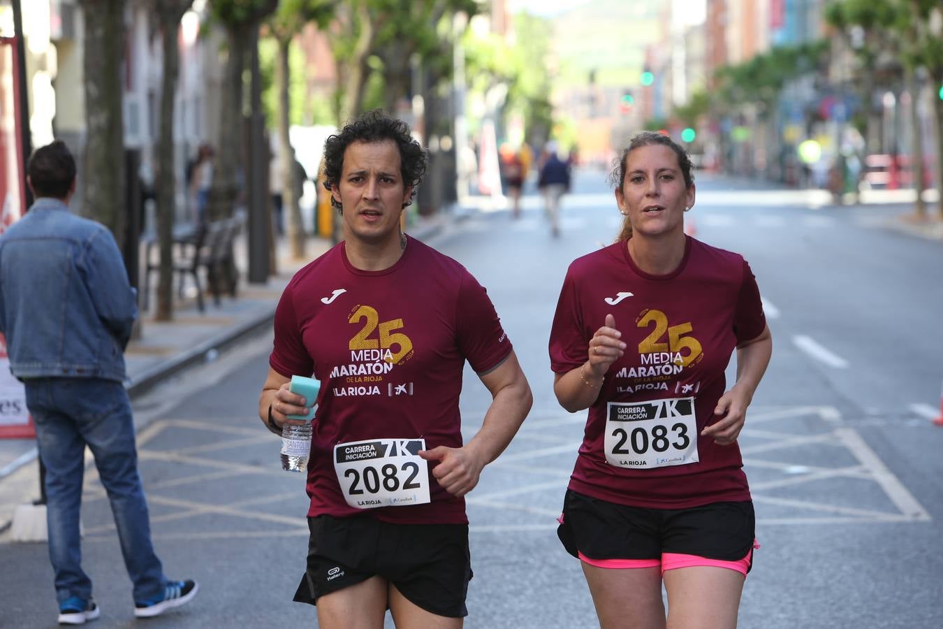 Una fiesta a todo ritmo por las calles de Logroño (I)