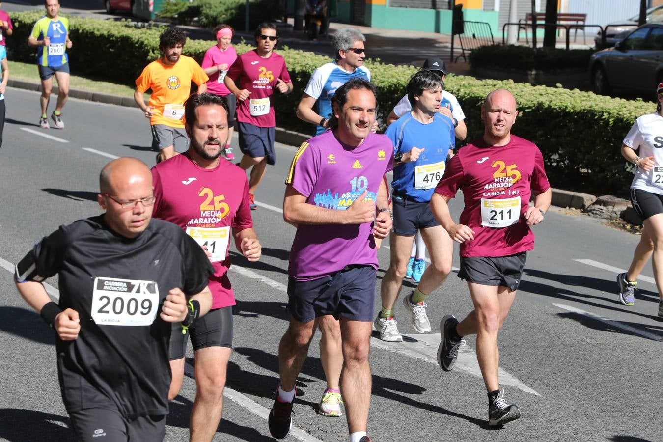 Una fiesta a todo ritmo por las calles de Logroño (II)