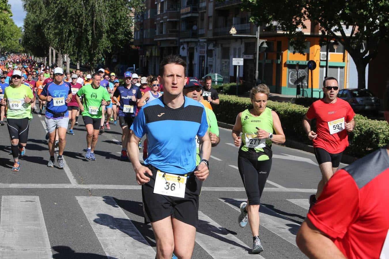 Una fiesta a todo ritmo por las calles de Logroño (II)