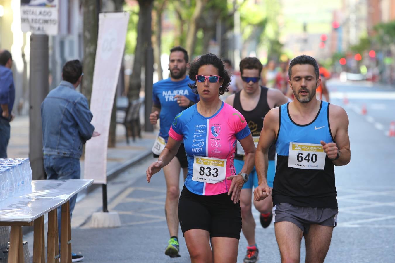 Una fiesta a todo ritmo por las calles de Logroño (III)