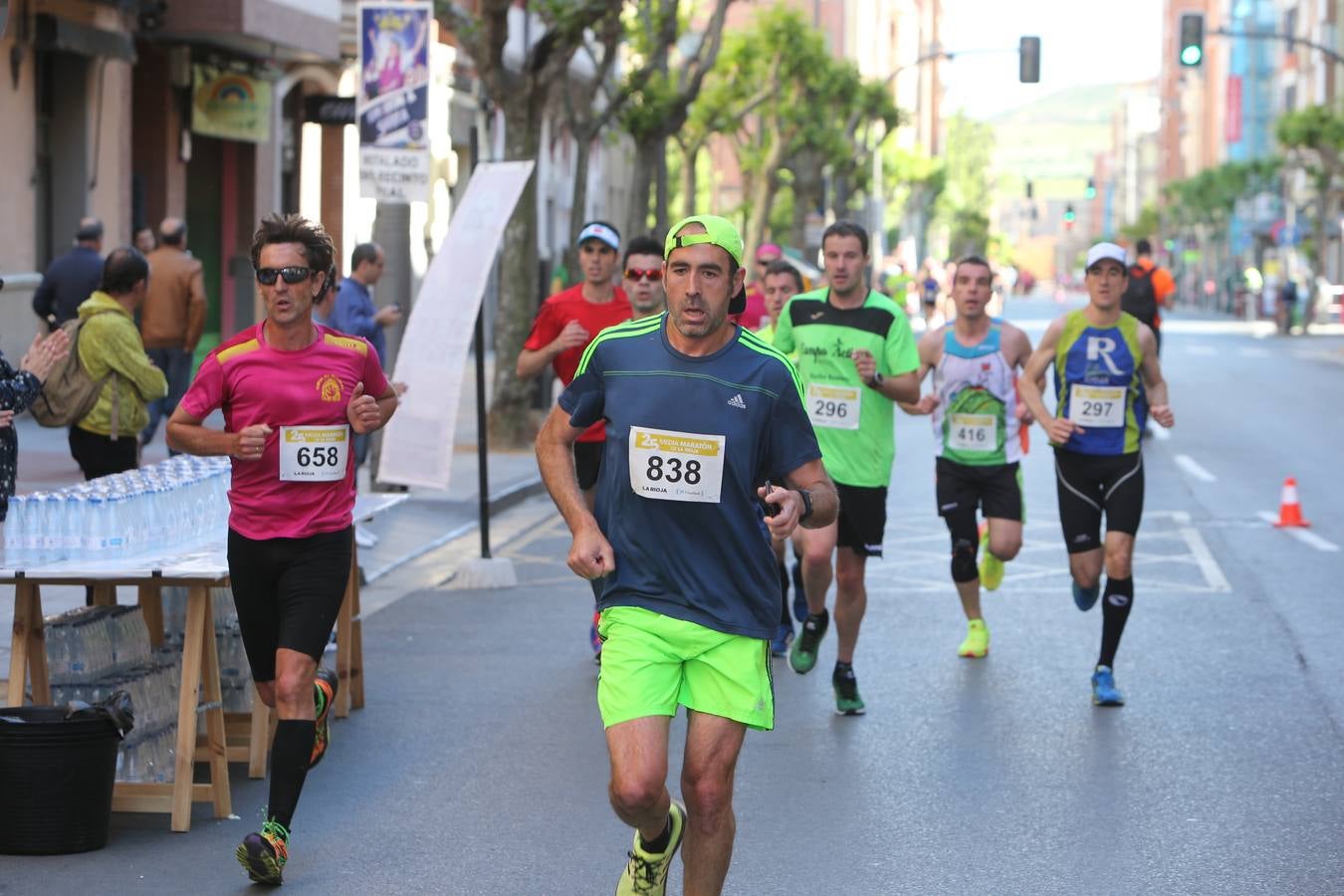 Una fiesta a todo ritmo por las calles de Logroño (III)