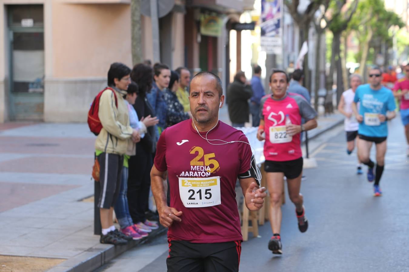 Una fiesta a todo ritmo por las calles de Logroño (IV)