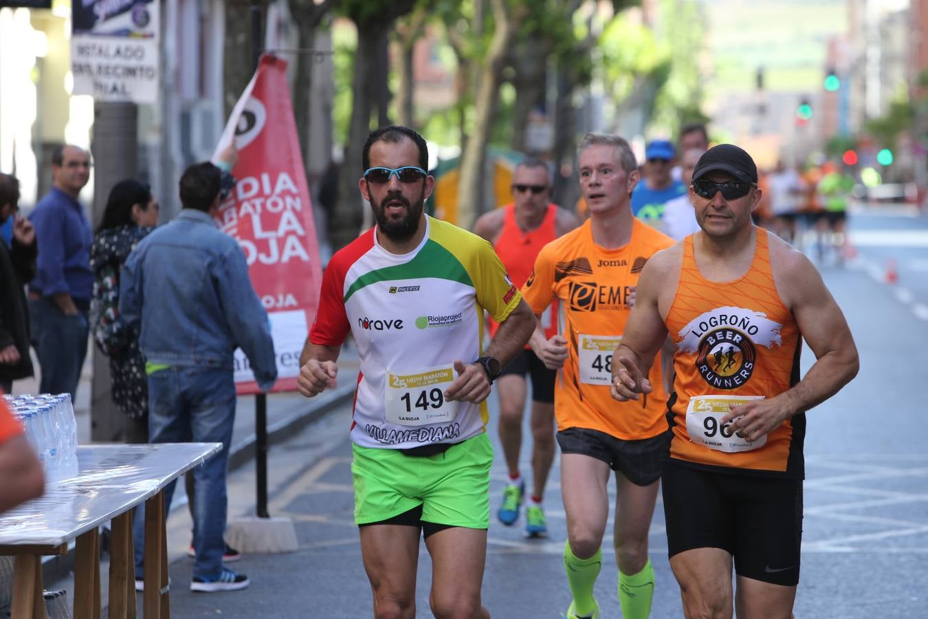 Una fiesta a todo ritmo por las calles de Logroño (IV)