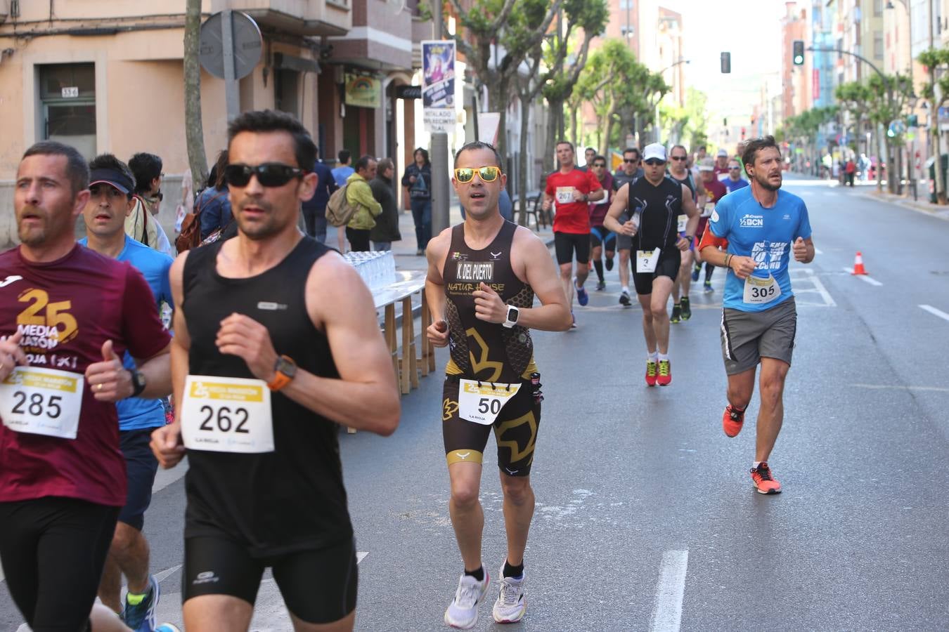 Una fiesta a todo ritmo por las calles de Logroño (IV)