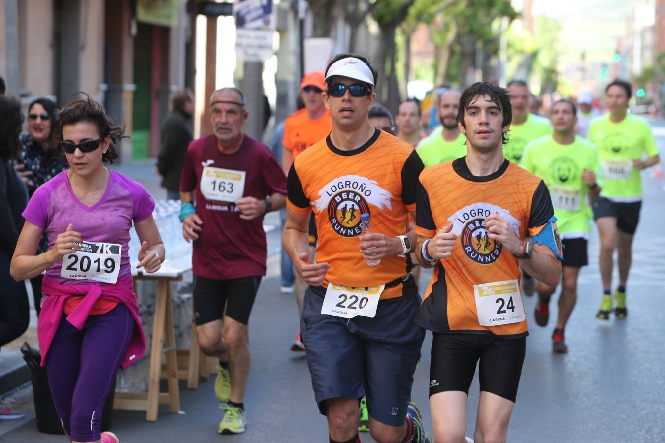 Una fiesta a todo ritmo por las calles de Logroño (V)