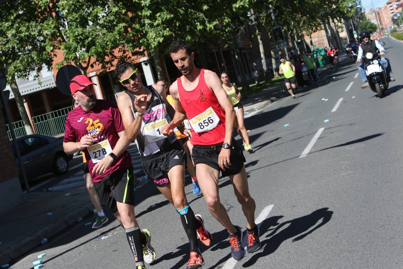 Media Maratón: la carrera de los líderes