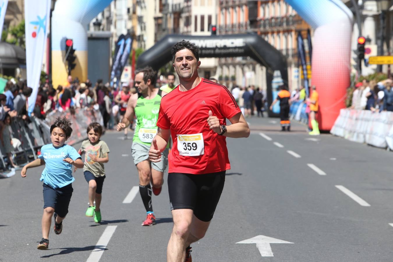 El gran momento de la llegada (IV)