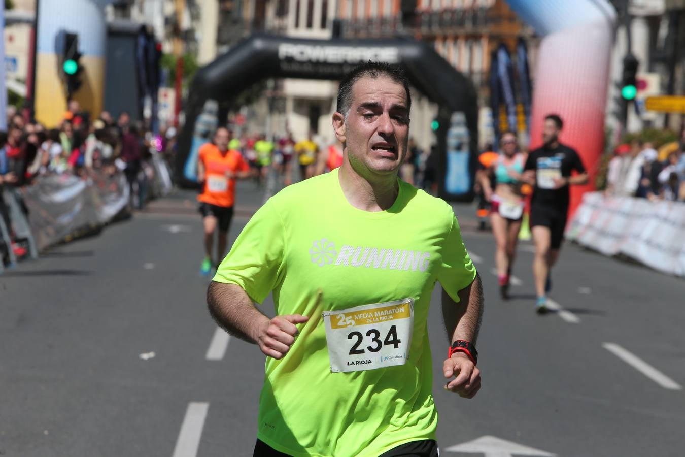 El gran momento de la llegada (IV)