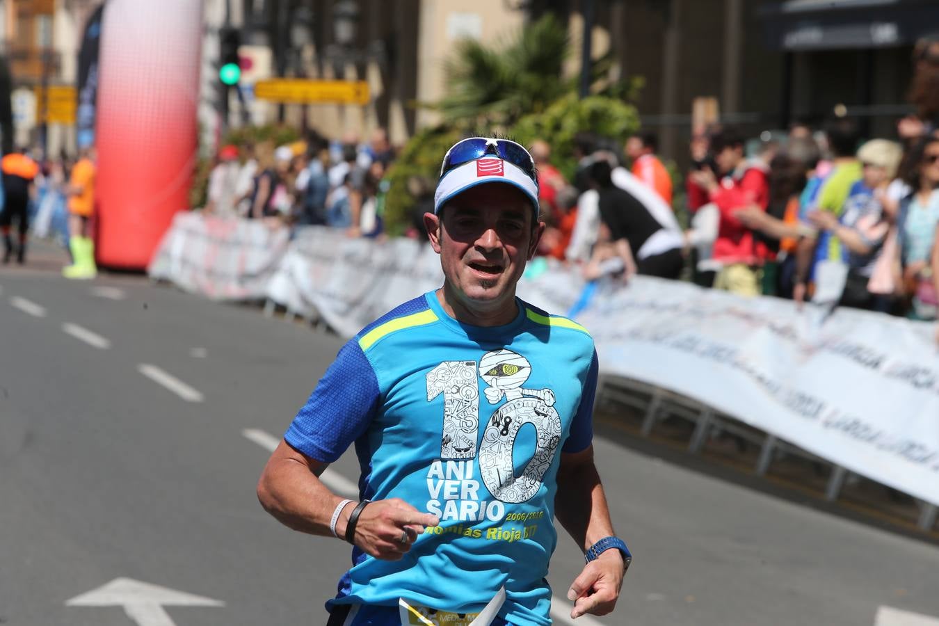 El gran momento de la llegada (v)