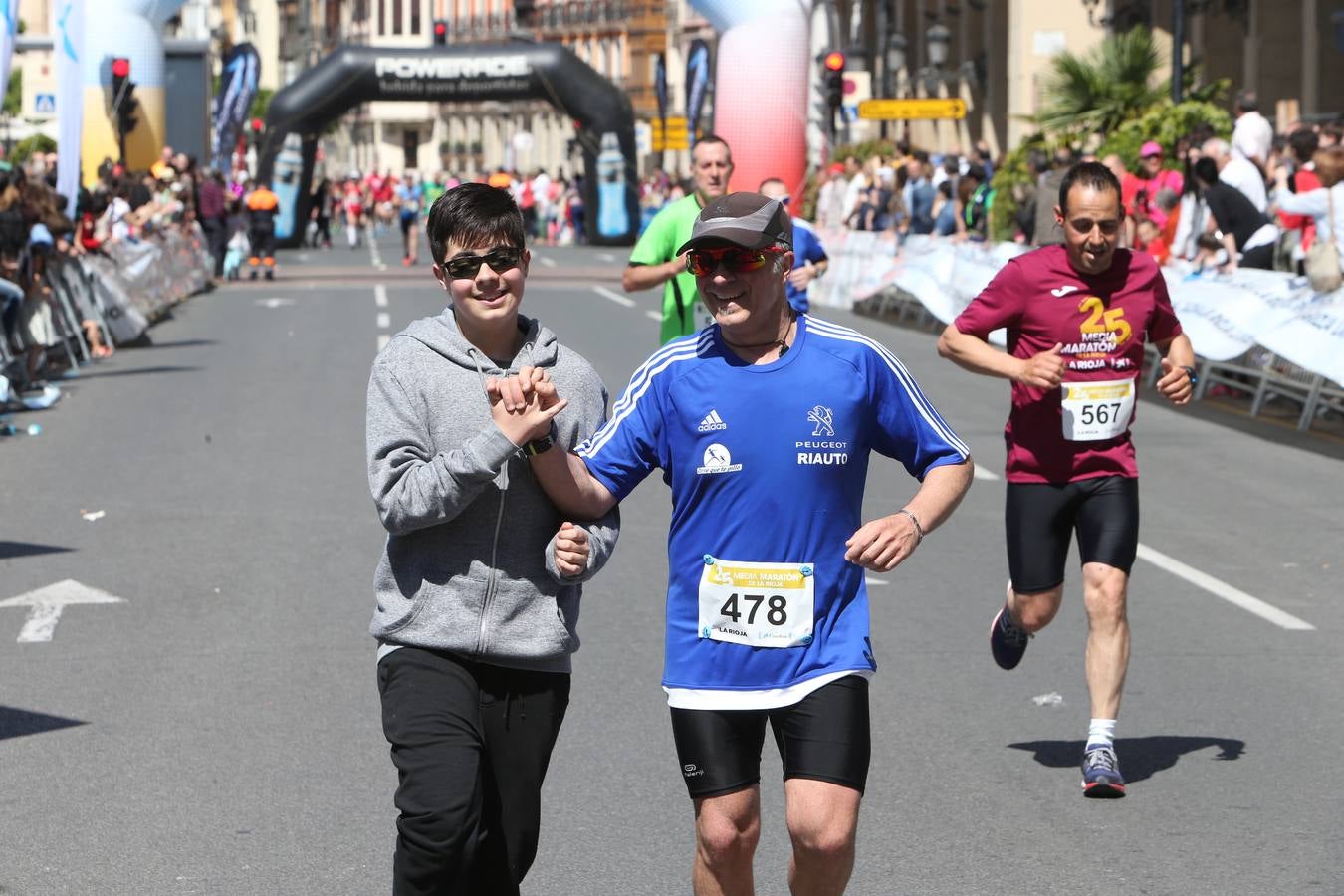 El gran momento de la llegada (v)