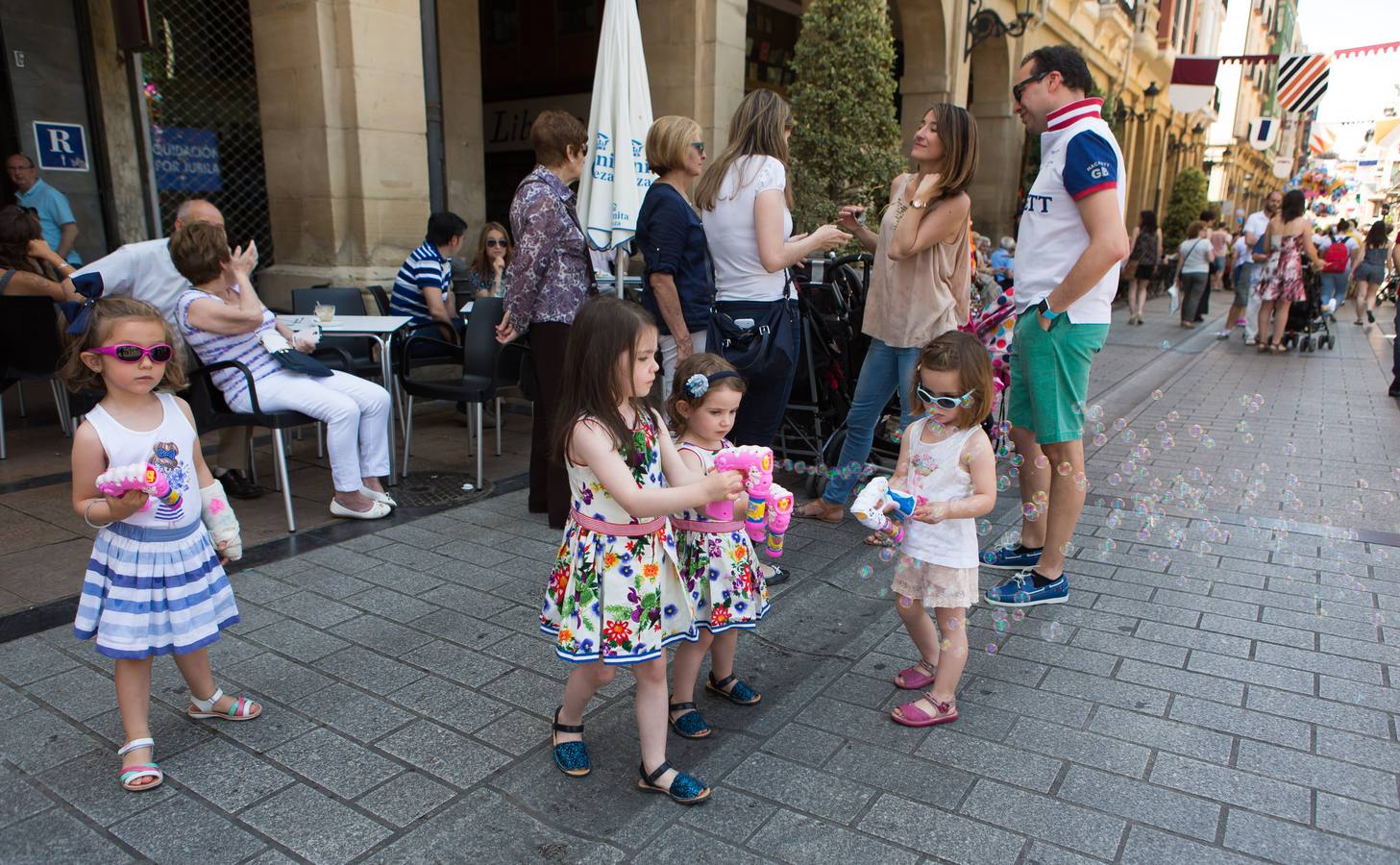 San Bernabé se vive en la calle