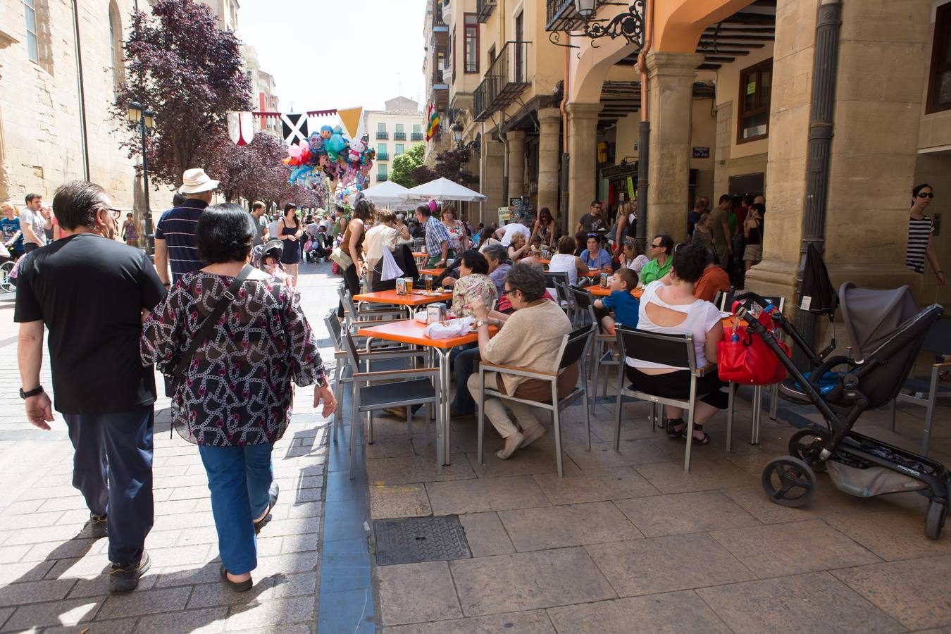 San Bernabé se vive en la calle