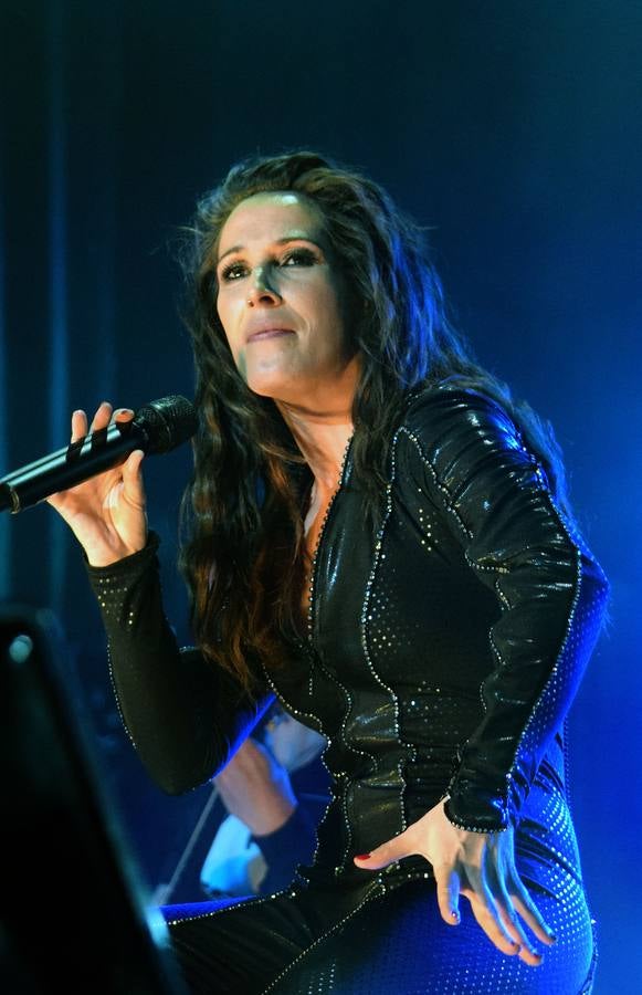 Malú reina en el Palacio de los Deportes