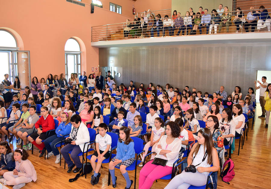 Acto de reconocimiento a los alumnos del proyecto Explora