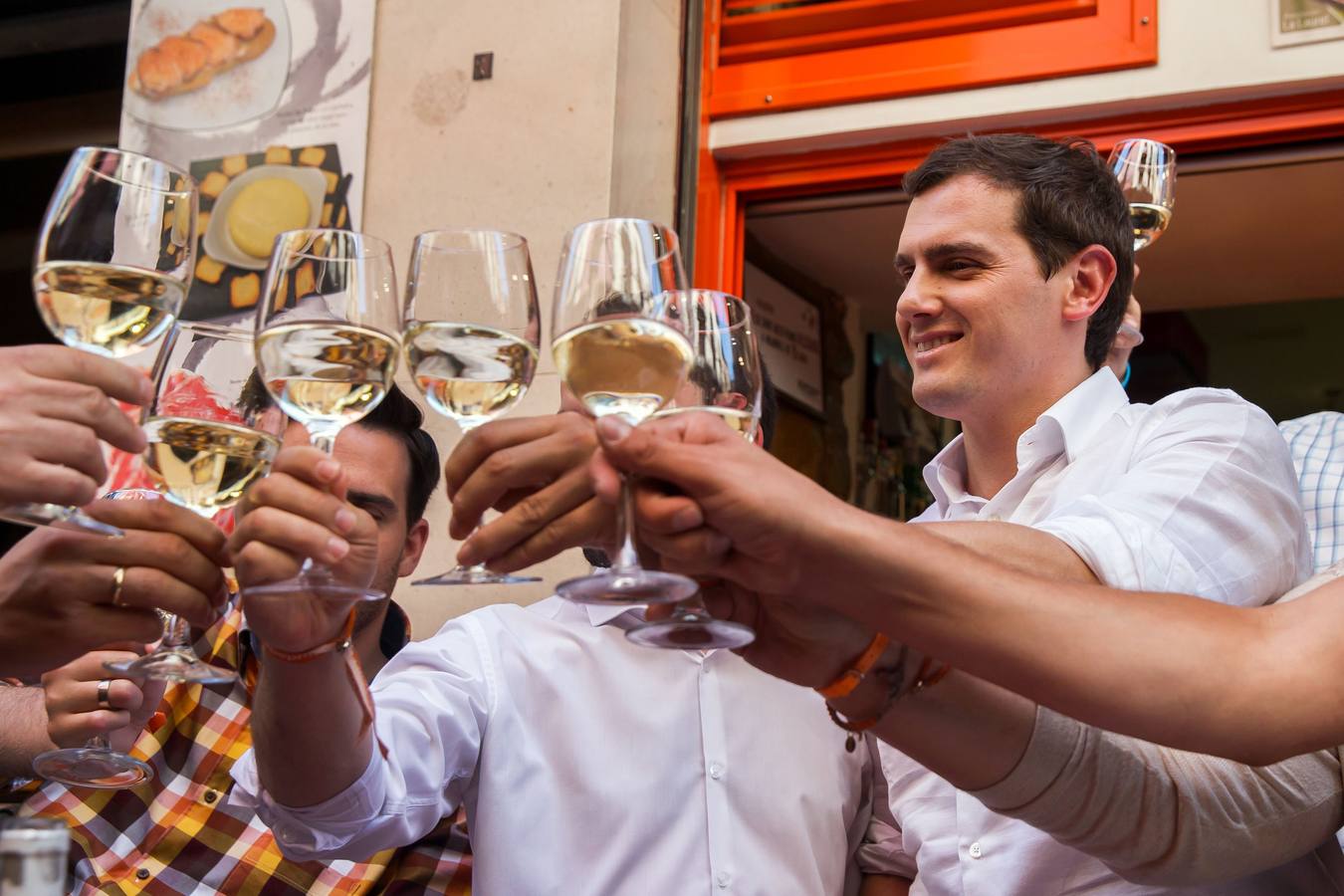 Rivera pasea por Logroño (1)