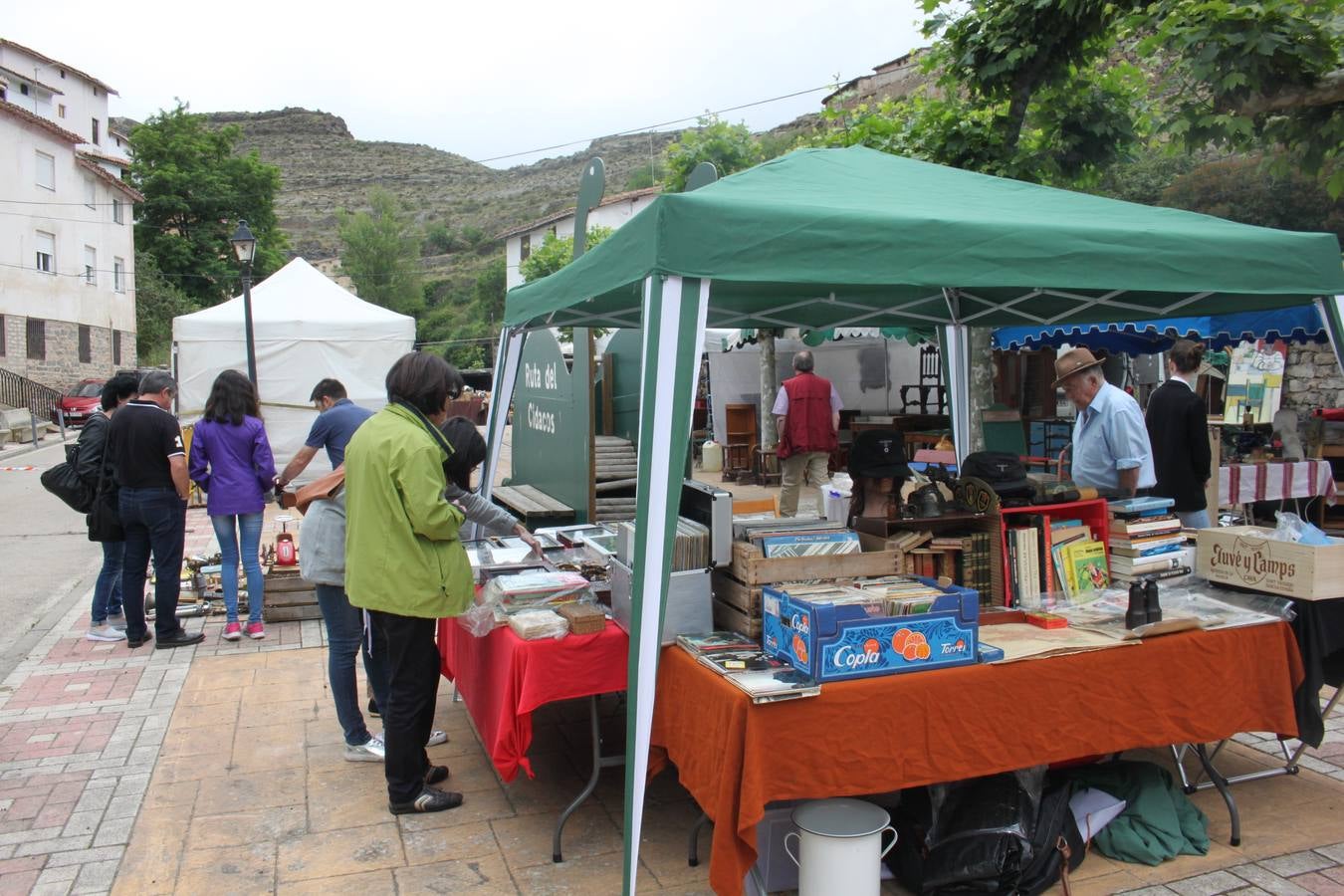 Munilla acoge la VII edición de la Feria de Antigüedades