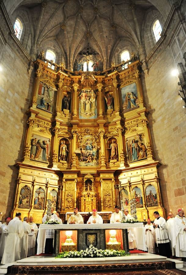 Ceremonia de nombramiento de Carlos Escribano como nuevo obispo de La Rioja