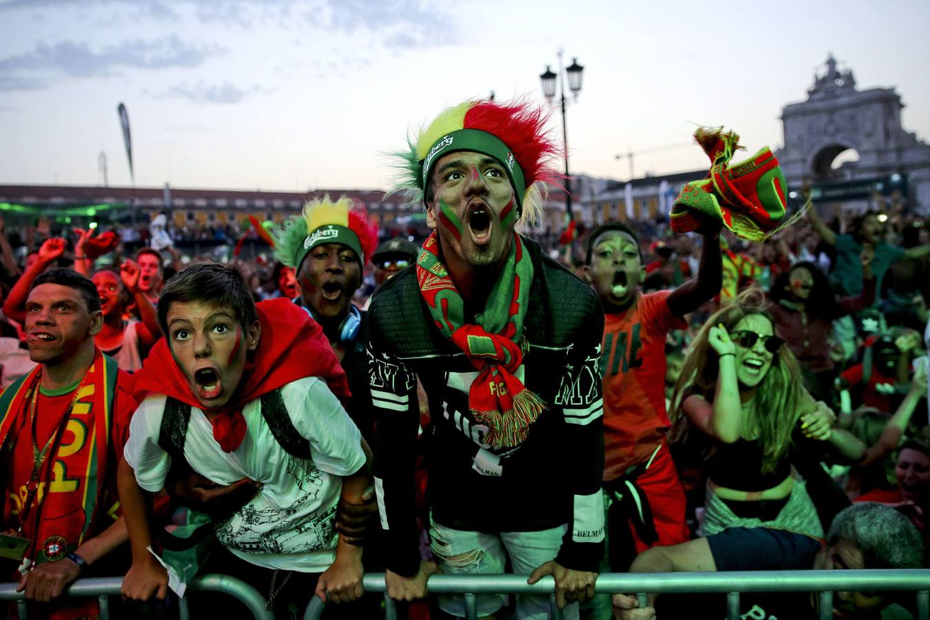 Portugal enloquece con el pase a la final de la Eurocopa