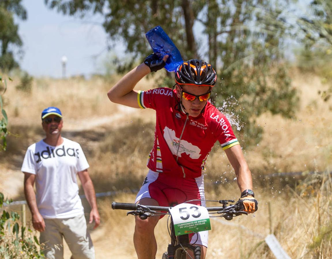 Los riojanos compiten en el Nacional de ciclismo (II)