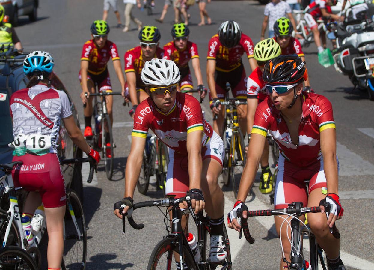 Los riojanos compiten en el Nacional de ciclismo (II)