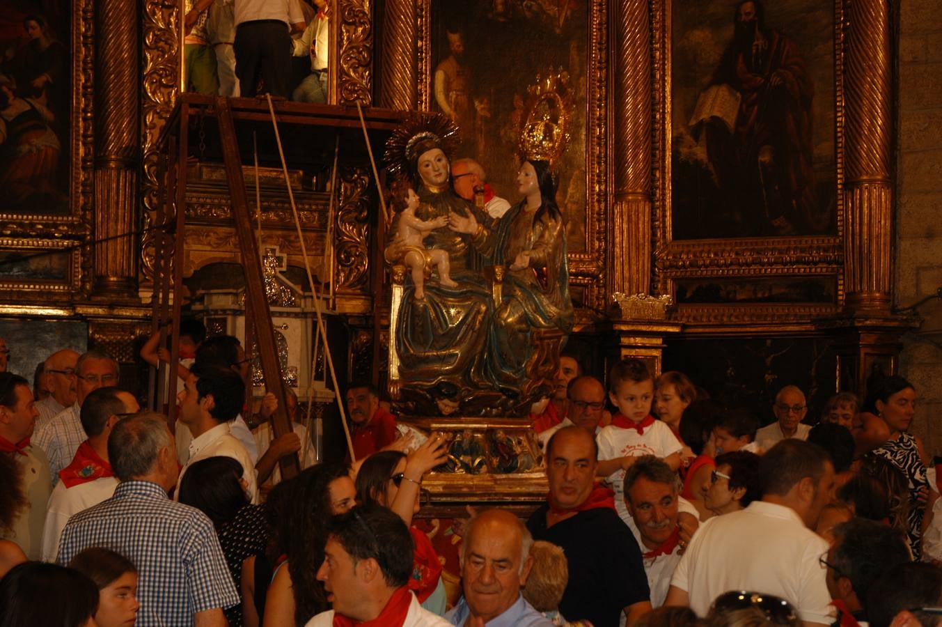 Cervera celebra la bajada de Santa Ana