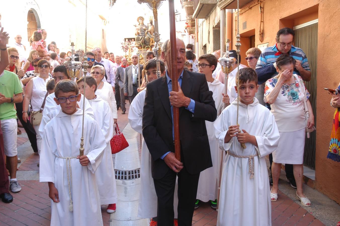 Cervera honra a Santa Ana