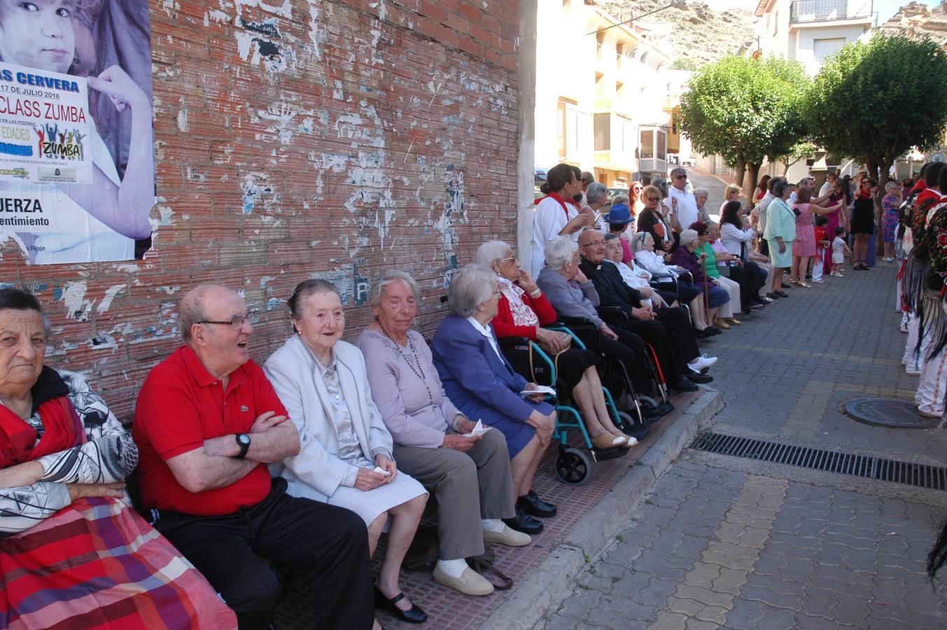 Cervera honra a Santa Ana