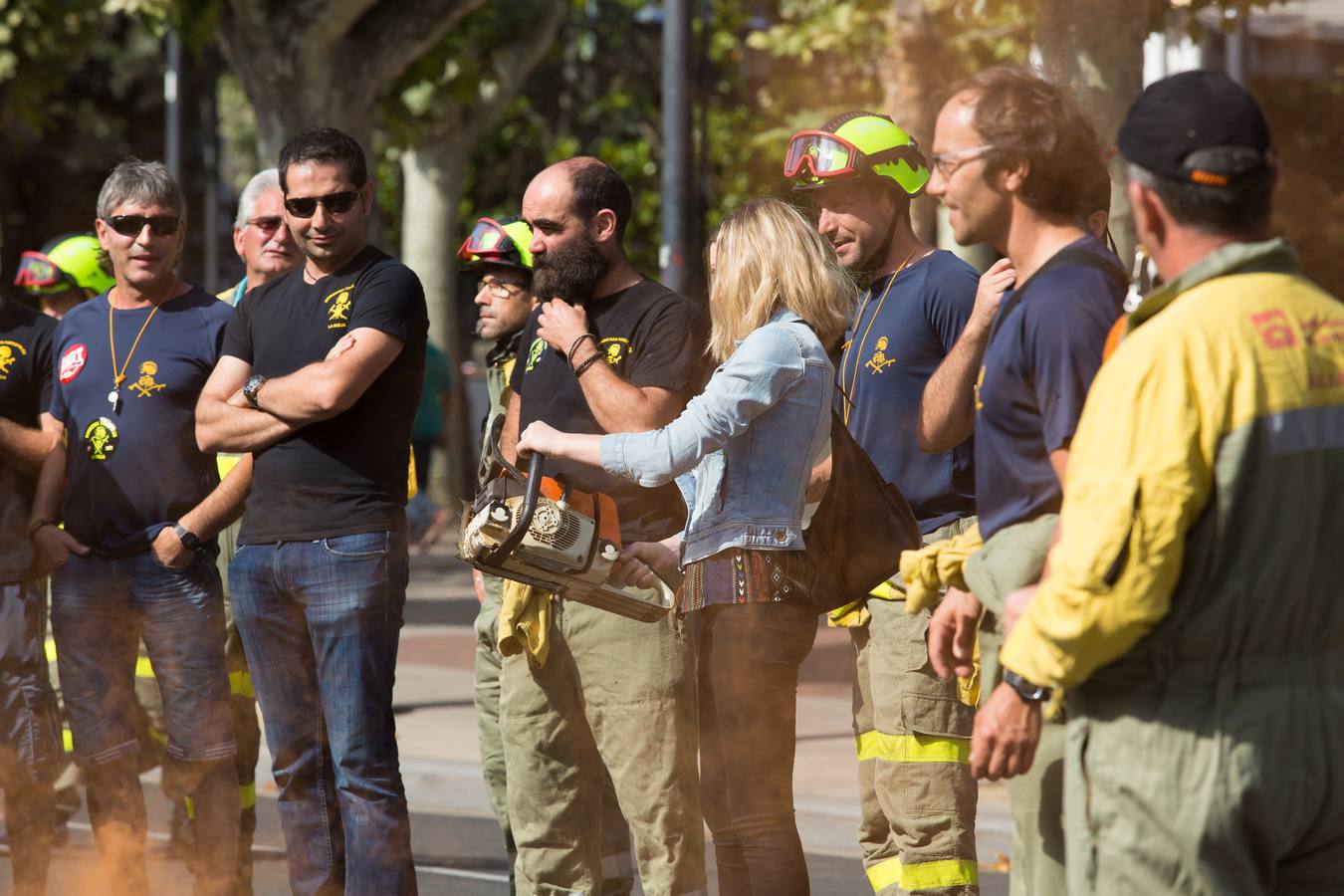 Los retenes se manifiestan para reclamar la categoría de Bombero Forestal