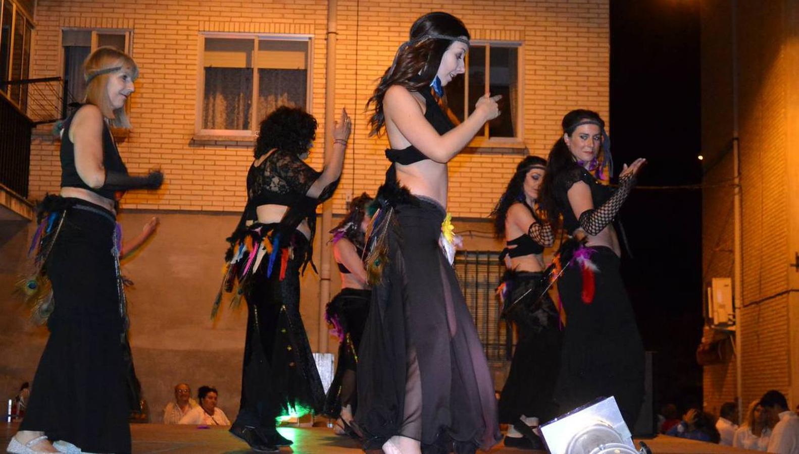 Nájera ofrece un espectáculo de danza oriental en los barrios altos