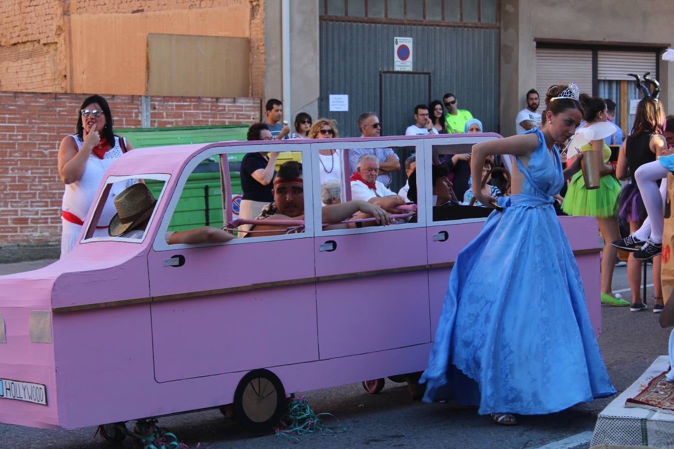 La Trampa gana el concurso de carrozas de Rincón