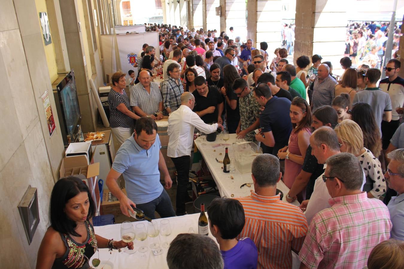 Bodegas en la Calle en Alfaro