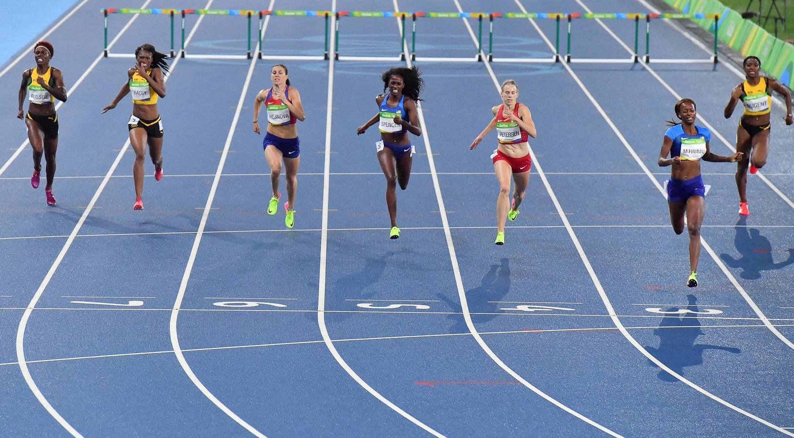 Muhammad ofrece a EE.UU. su primer oro olímpico femenino de 400 metros vallas