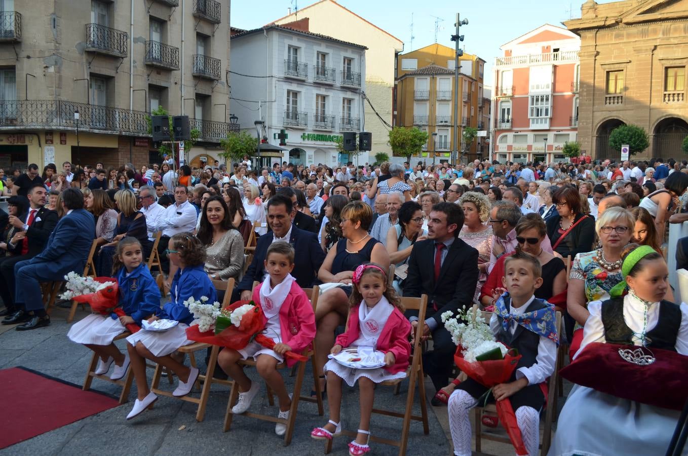 Paula Remírez, reina de las fiestas de Calahorra