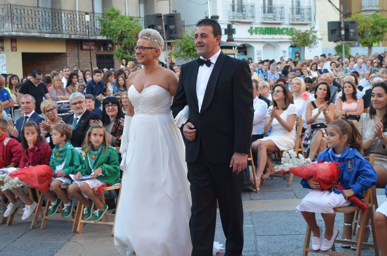 Paula Remírez, reina de las fiestas de Calahorra