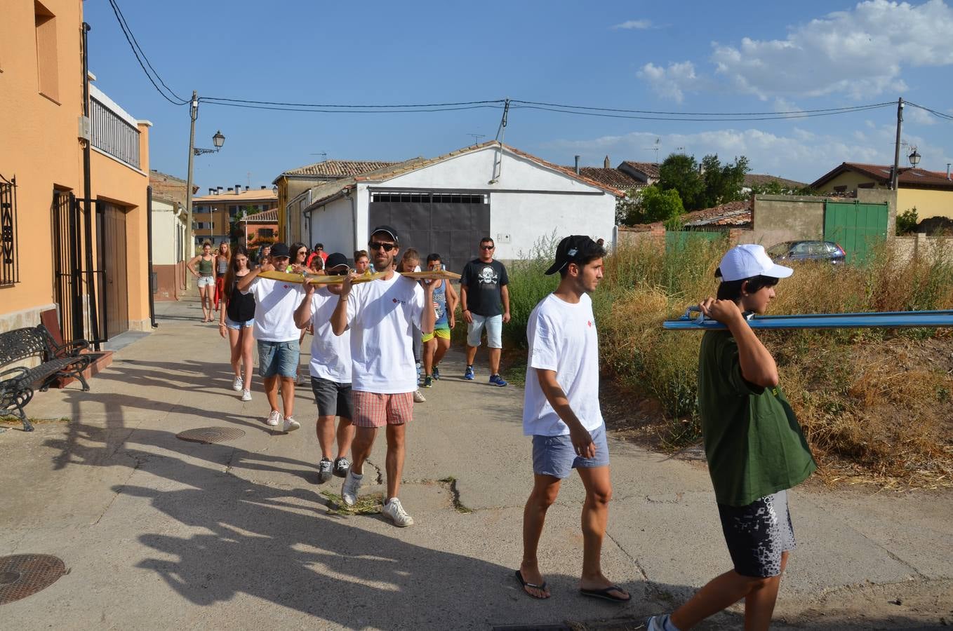 Traineras de secano en San Torcuato