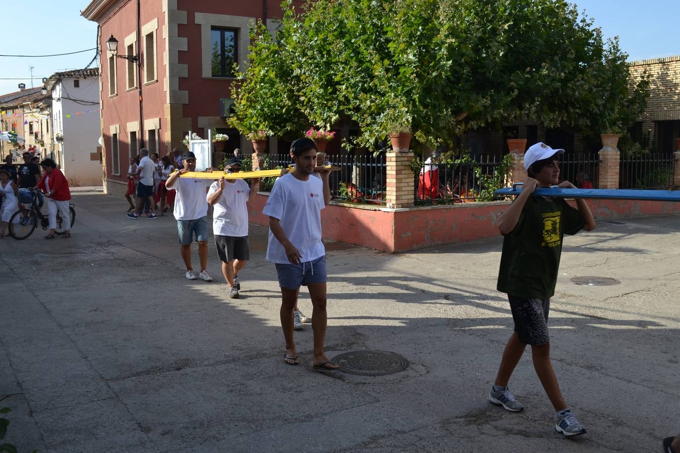 Traineras de secano en San Torcuato