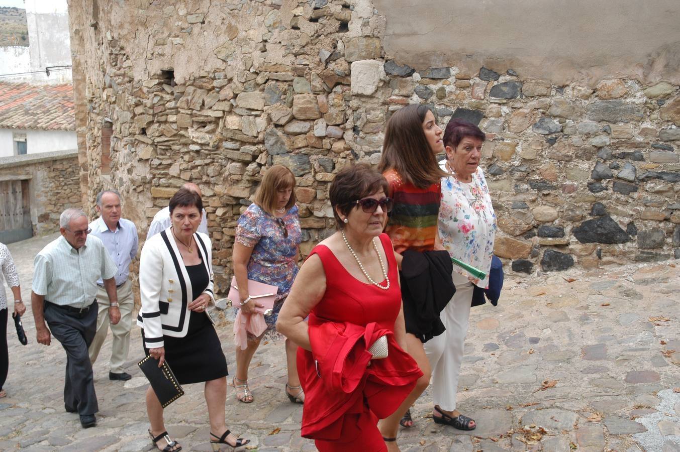 Grávalos celebra su día grande con la procesión de la Virgen de la Antigua