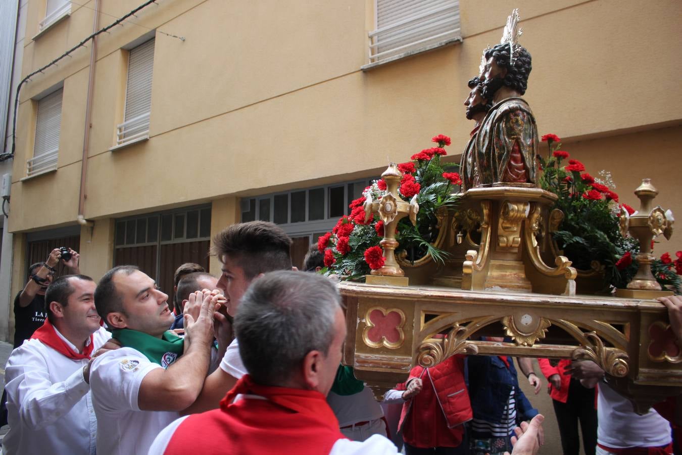 El &#039;robo de los santos&#039; en Arnedo