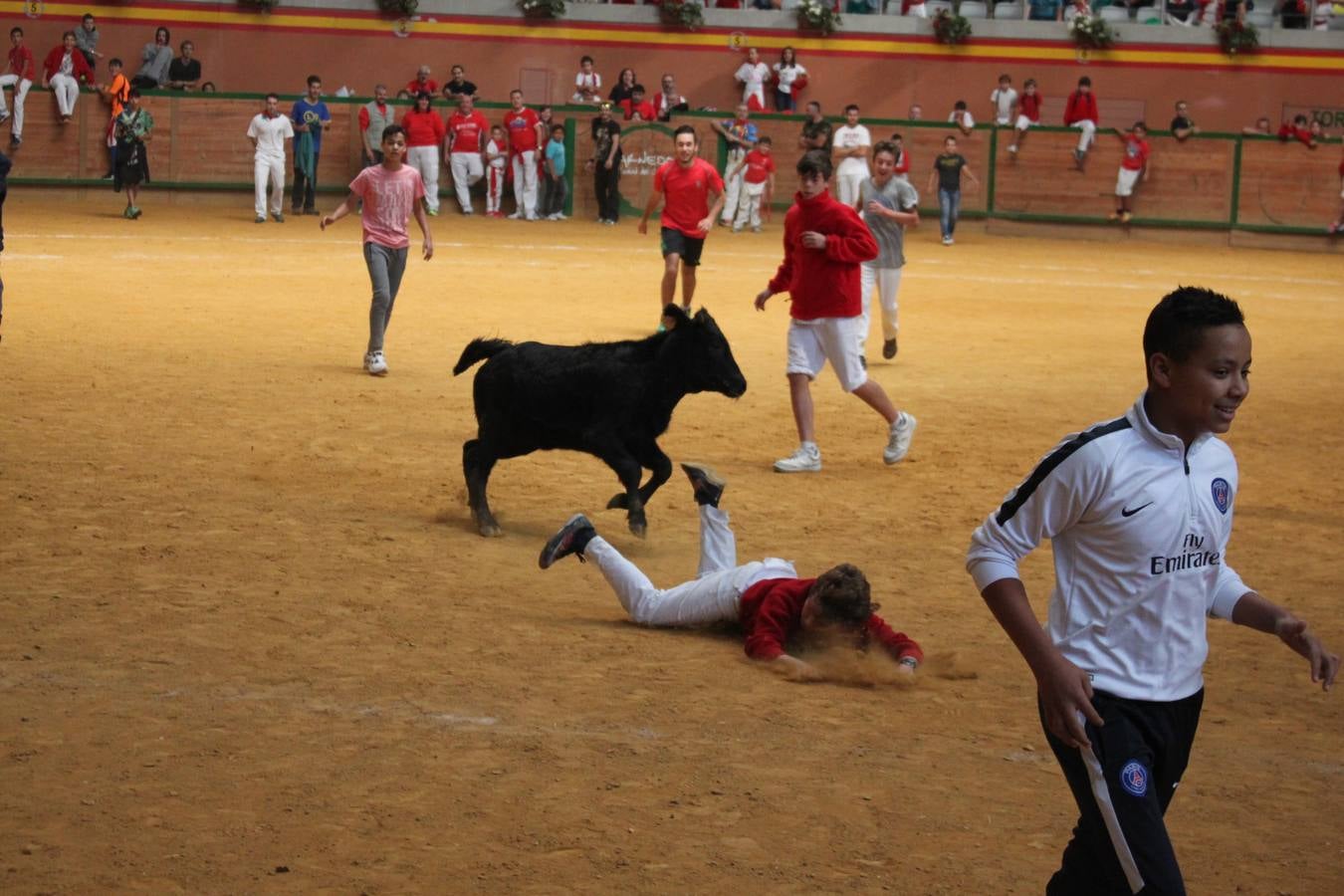 Arnedo se lanza a la calle en el tercer día de fiestas