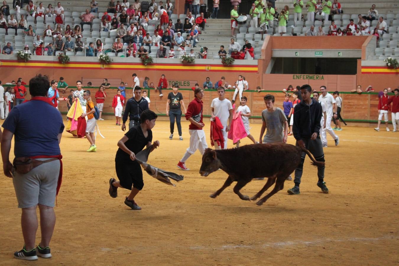 Arnedo se lanza a la calle en el tercer día de fiestas