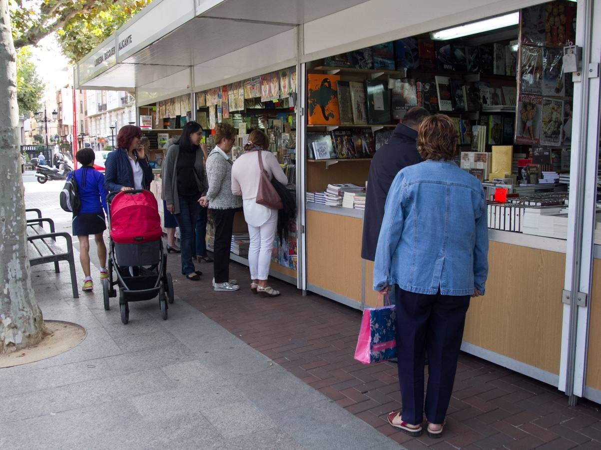 Arranca la Feria del Libro Antiguo y de Ocasión de Logroño