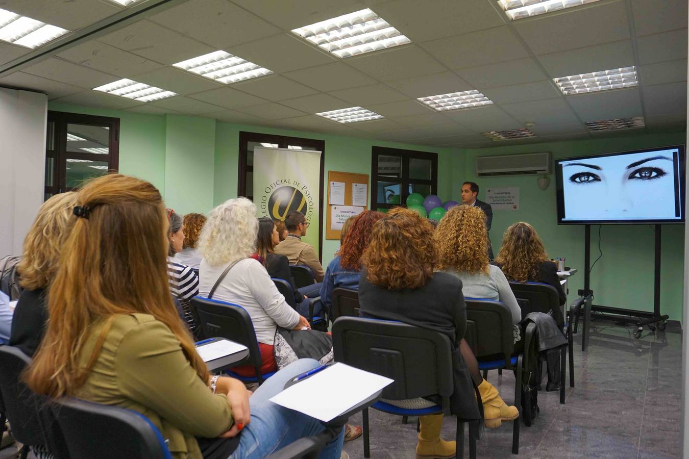 El colegio Oficial de Psicólogos celebra el Día Mundial de la Salud Mental