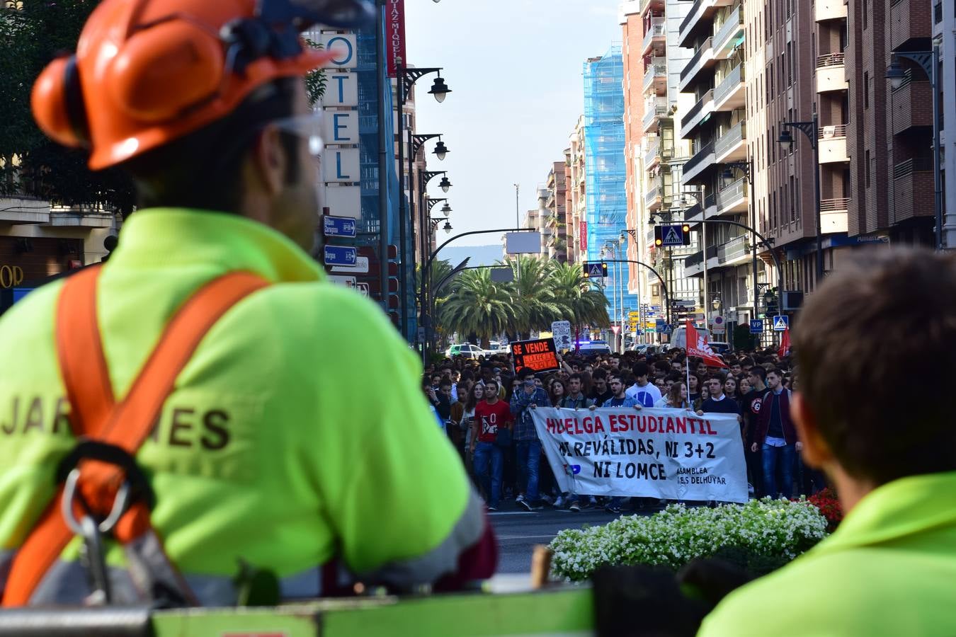 Manifestación de estudiantes en Logroño contra las reválidas y la LOMCE