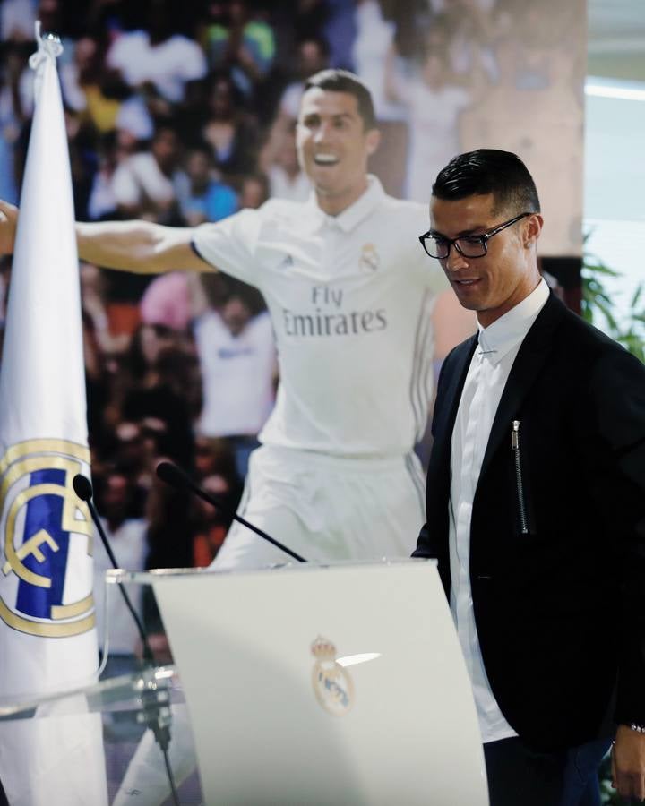 La renovación de Cristiano, en imágenes