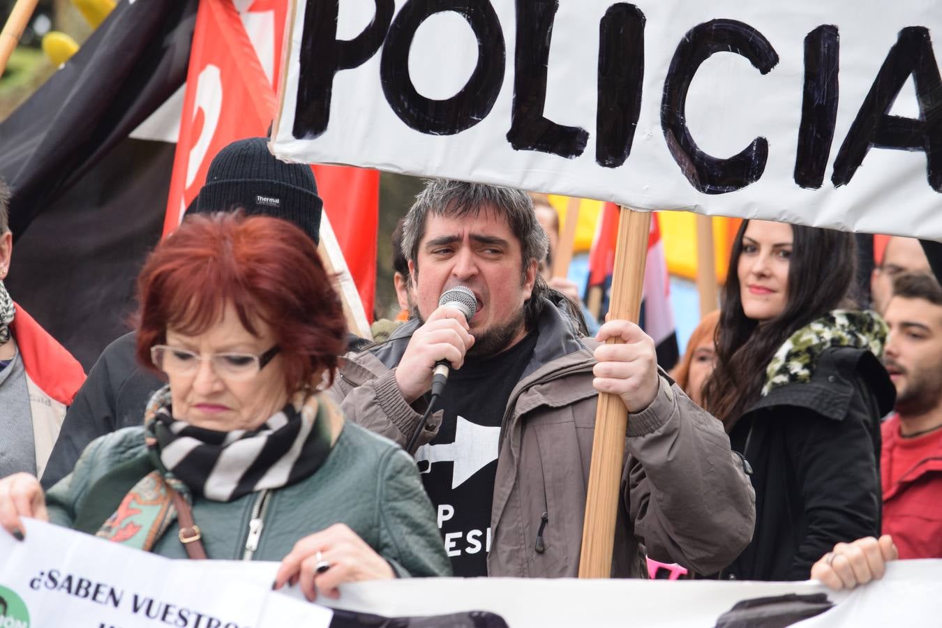 Unas 300 personas se manifiestan por el fin del proceso de los detenidos en el 14N