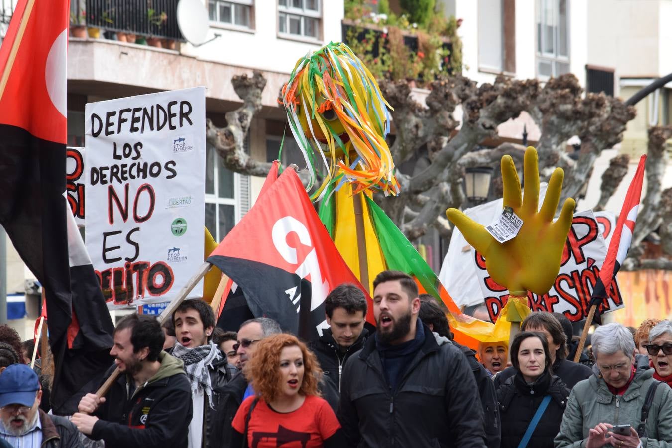 Unas 300 personas se manifiestan por el fin del proceso de los detenidos en el 14N