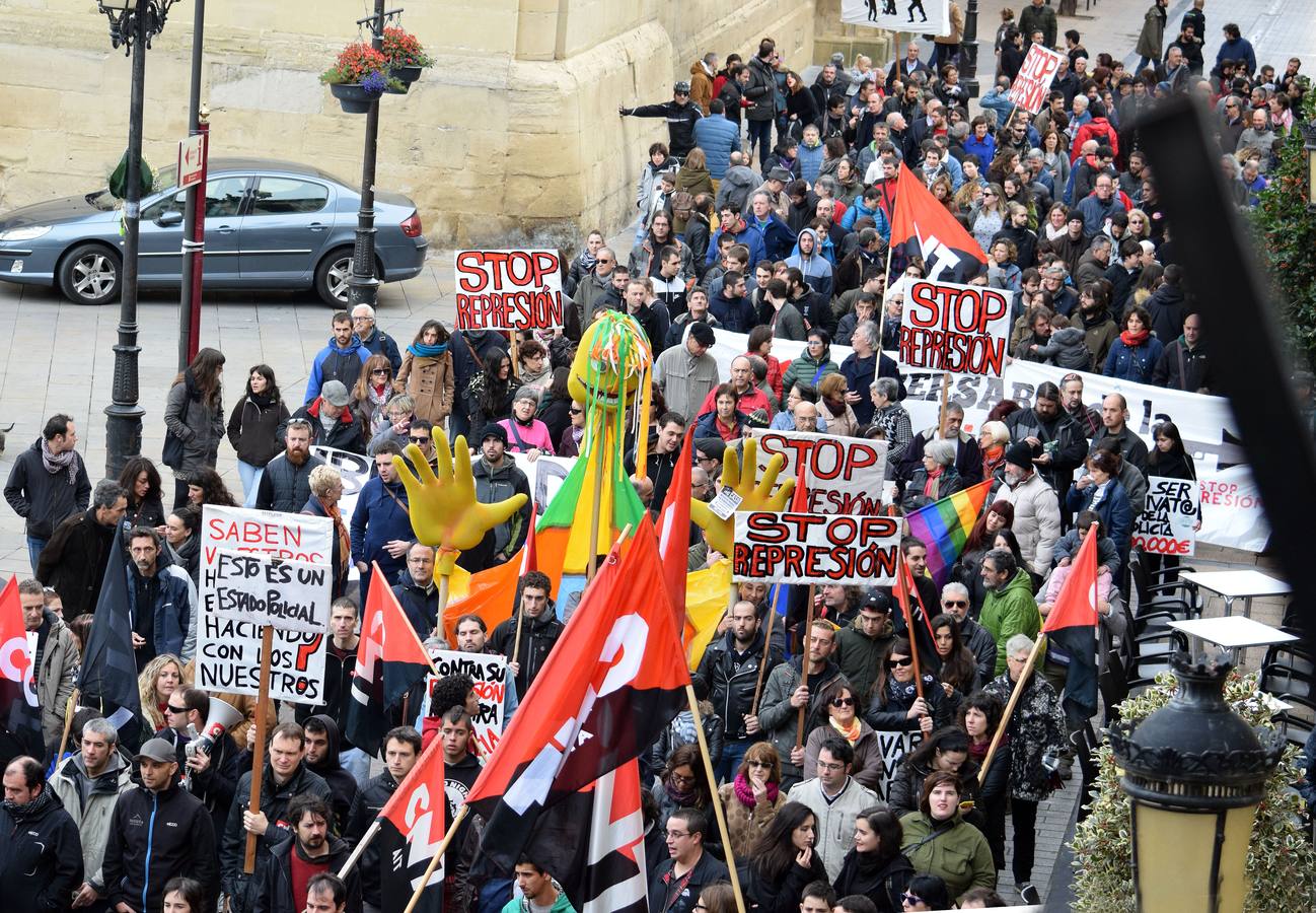 Unas 300 personas se manifiestan por el fin del proceso de los detenidos en el 14N