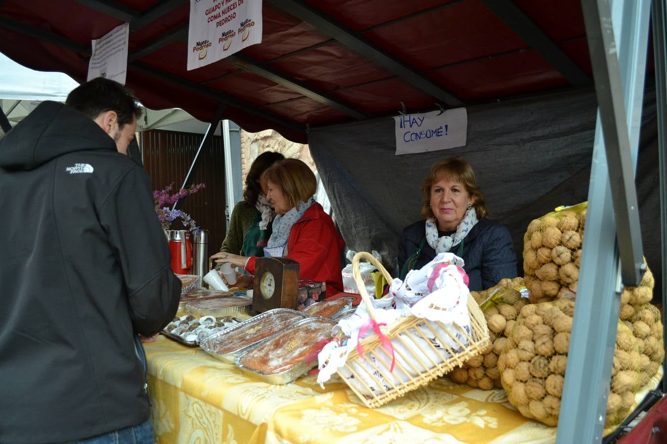 Feria de la Nuez de Pedroso